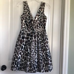 Trina Turk Dress size 2 gorgeous Safari print